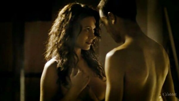 Nympho kayu video lucah whatsapp hitam tanduk gila Sydnee Capri menyediakan batang hitam dengan blowjob yang gempal