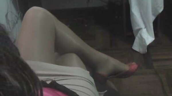 Bayi cantik Rusia Mary Rock sedang video lucah seks bercinta dengan pengagum barunya