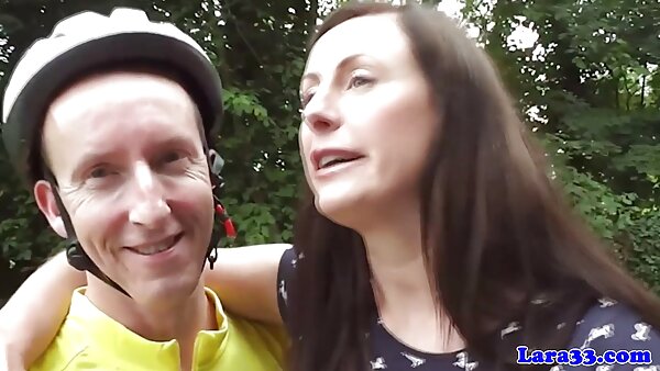 Comel Asia bomoh lucah si rambut coklat Jayden Lee fucks dalam bilik mandi