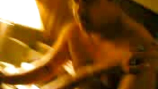 Rakus si rambut coklat sexpot dengan harta rampasan besar video lucah virgin mendapat ditumbuk dari belakang kasar